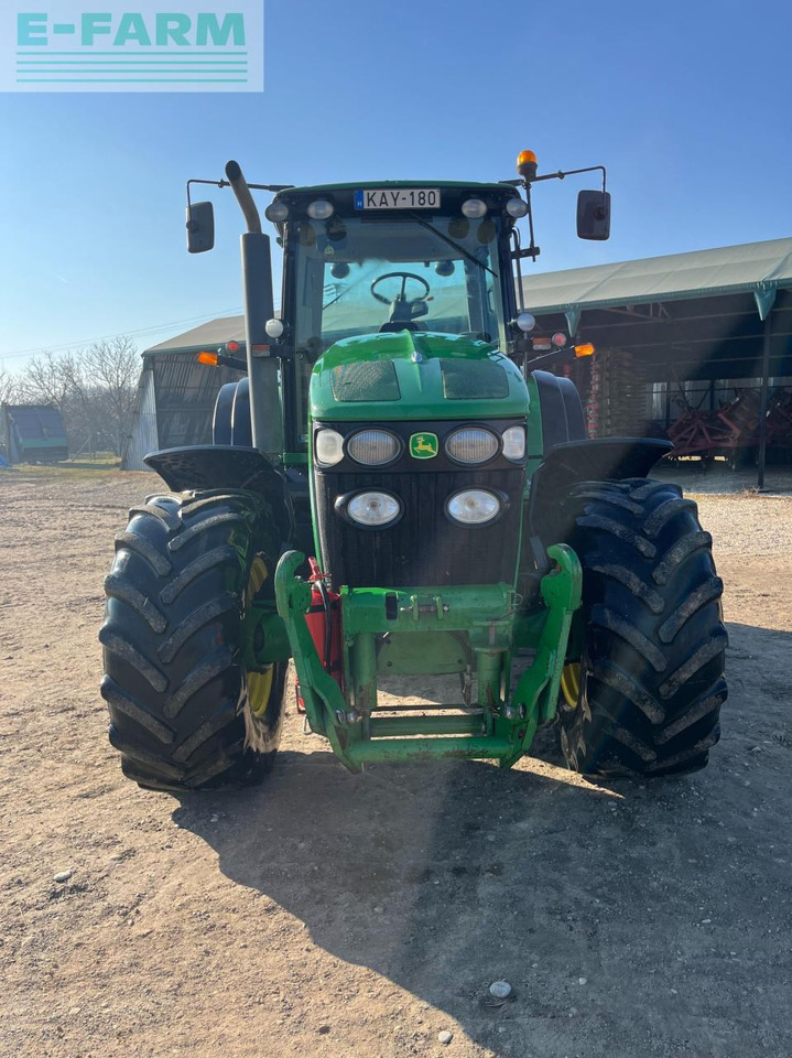 John Deere 7730 - Tractor: foto 2 John Deere 7730 - Tractor: foto 2