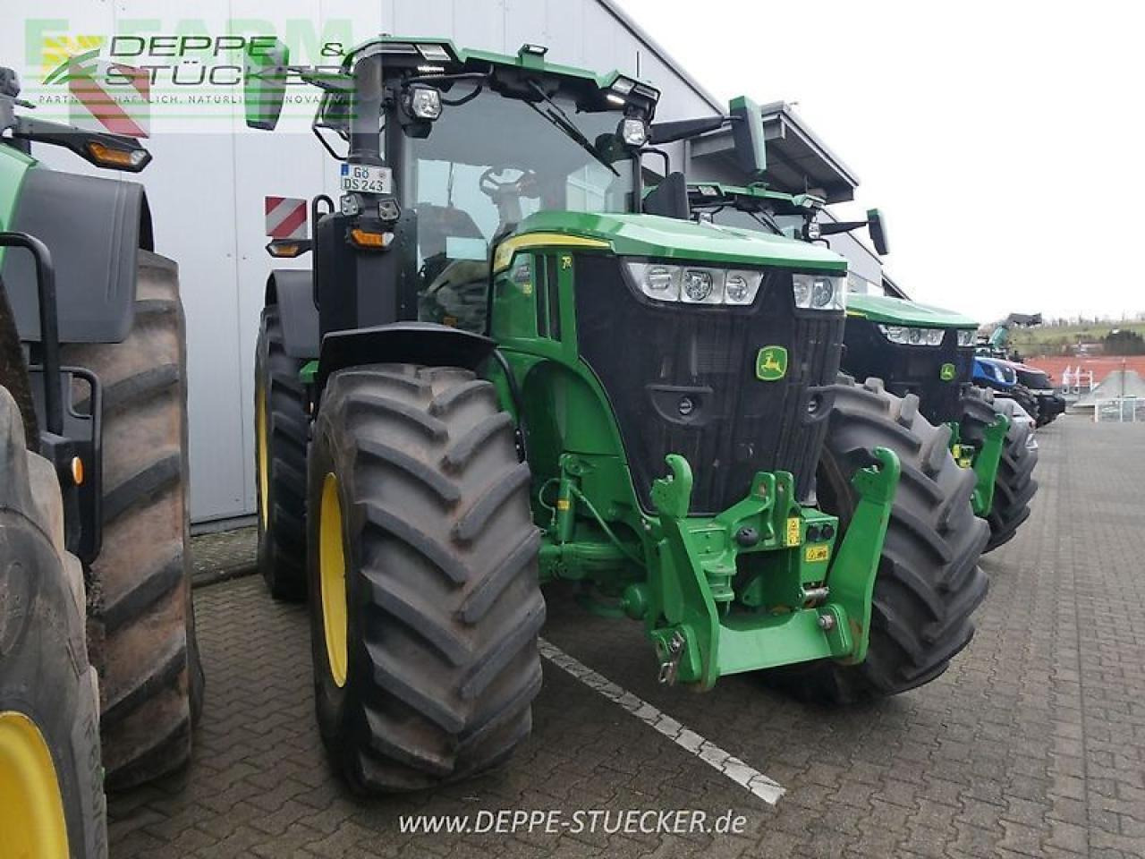 John Deere 7r 330 - Tractor: foto 3 John Deere 7r 330 - Tractor: foto 3