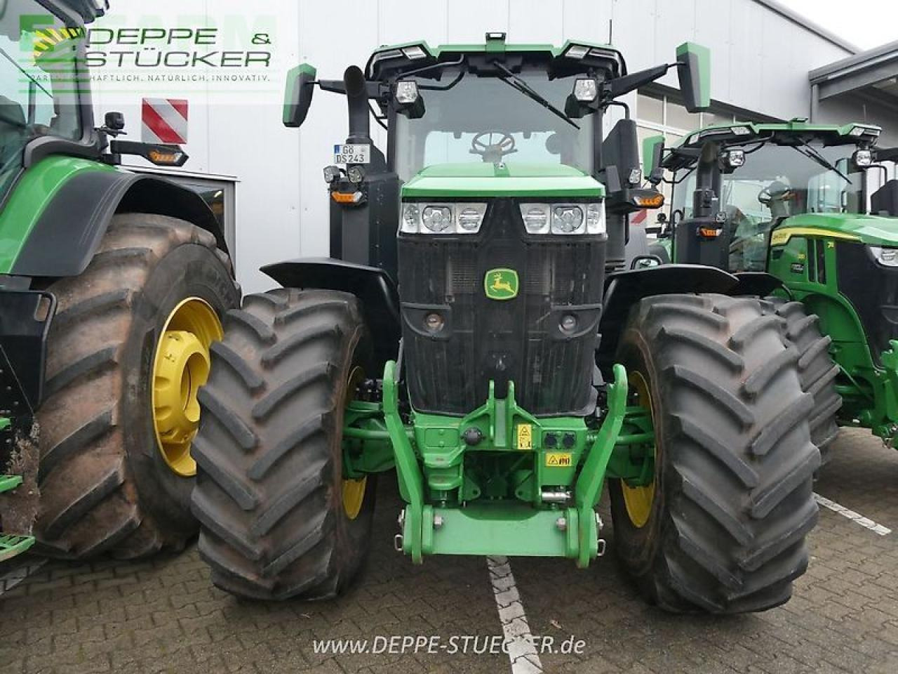 John Deere 7r 330 - Tractor: foto 4 John Deere 7r 330 - Tractor: foto 4