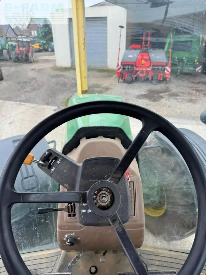Tractor John Deere 8230: foto 7