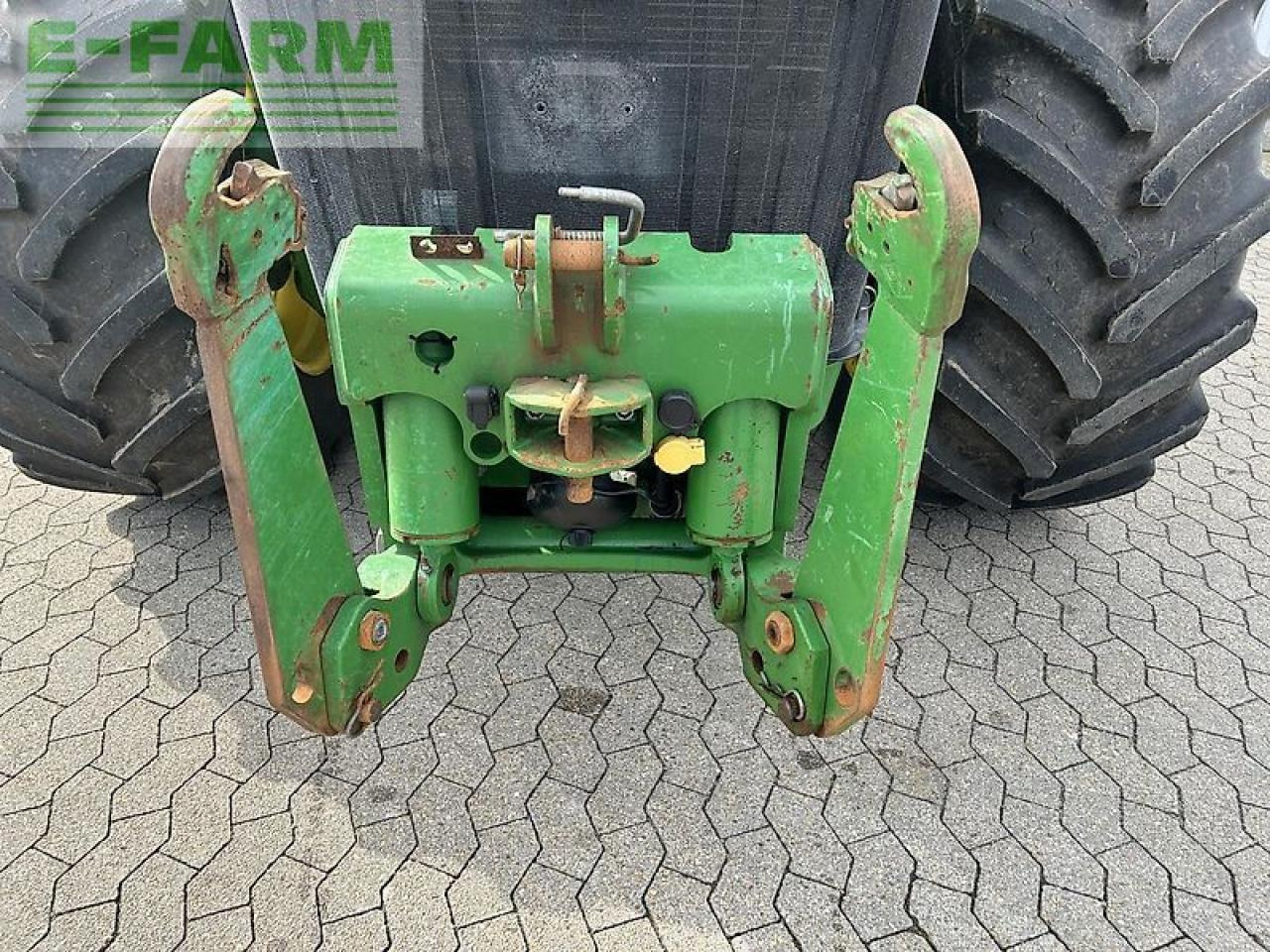 John Deere 8320r - Tractor: foto 4 John Deere 8320r - Tractor: foto 4