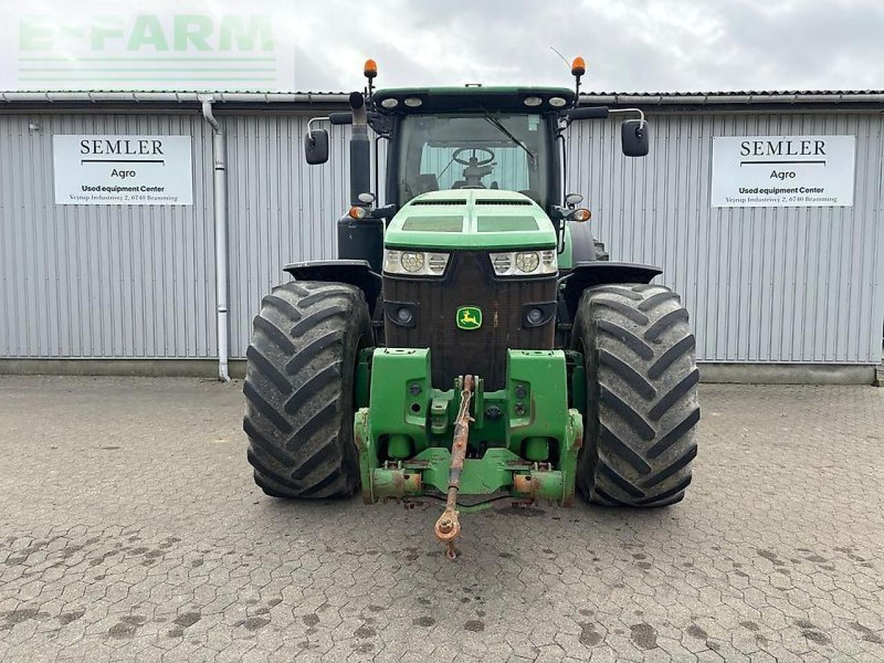 Tractor John Deere 8345r: foto 11