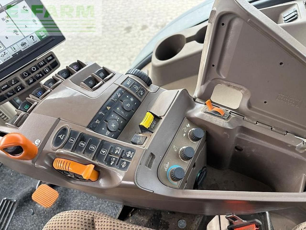 Tractor John Deere 8345r: foto 7