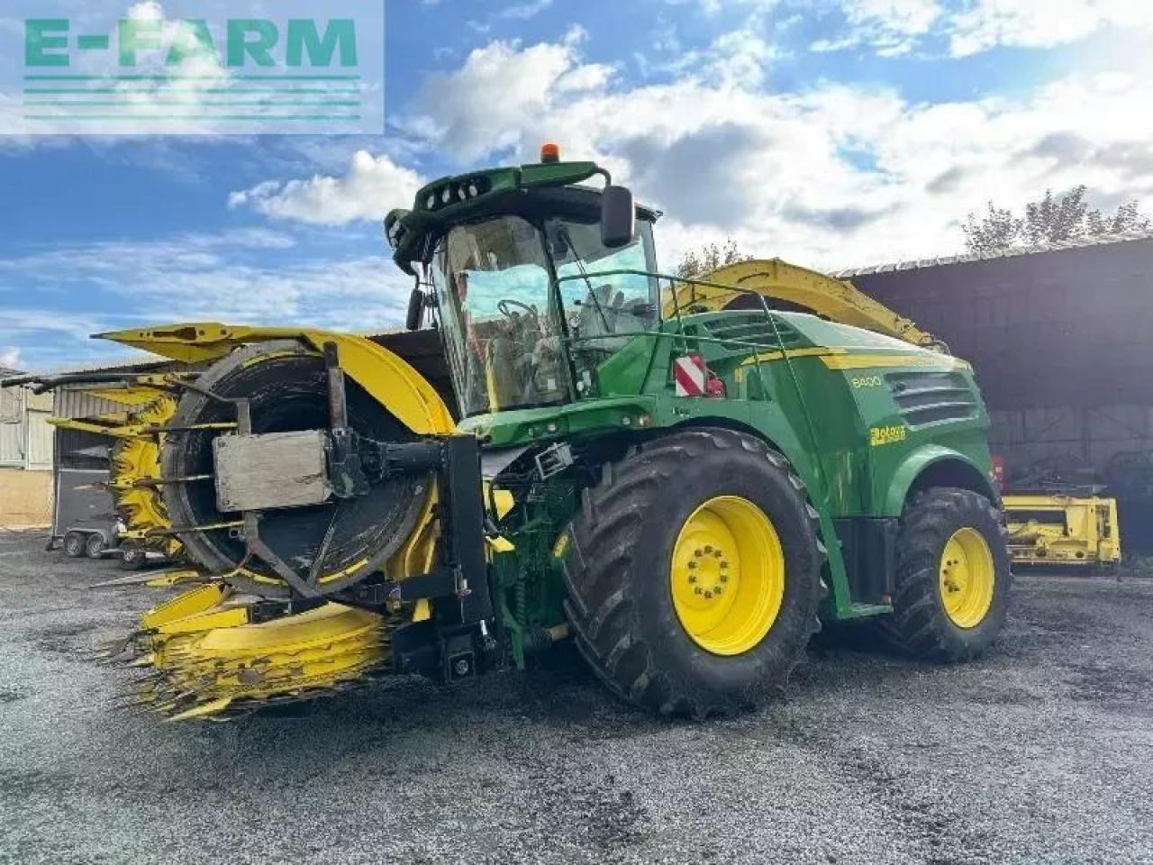 John Deere 8400 - Cosechadora de forraje: foto 1 John Deere 8400 - Cosechadora de forraje: foto 1