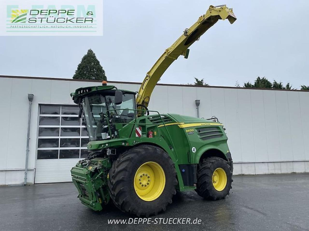 John Deere 8400i mit kemper 375 - Cosechadora de forraje: foto 1 John Deere 8400i mit kemper 375 - Cosechadora de forraje: foto 1