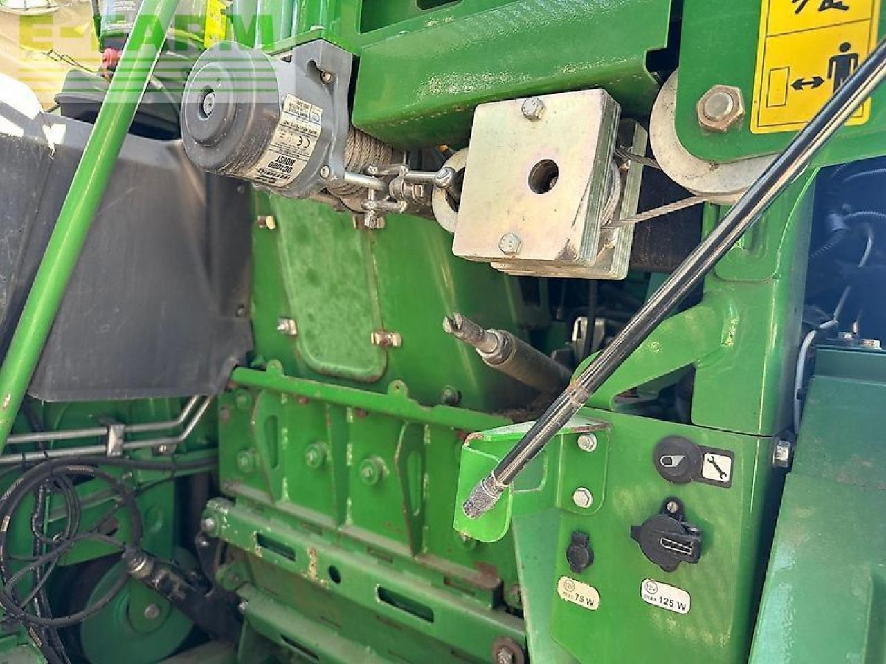 Cosechadora de granos John Deere 8600: foto 24
