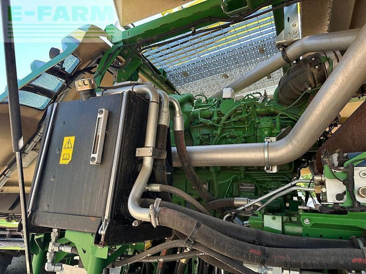 Cosechadora de granos John Deere 8600: foto 23