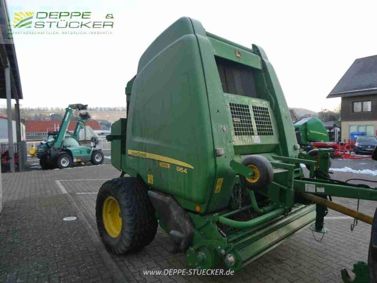 John Deere 864 maxi cut - Empacadora de pacas cuadradas: foto 5 John Deere 864 maxi cut - Empacadora de pacas cuadradas: foto 5