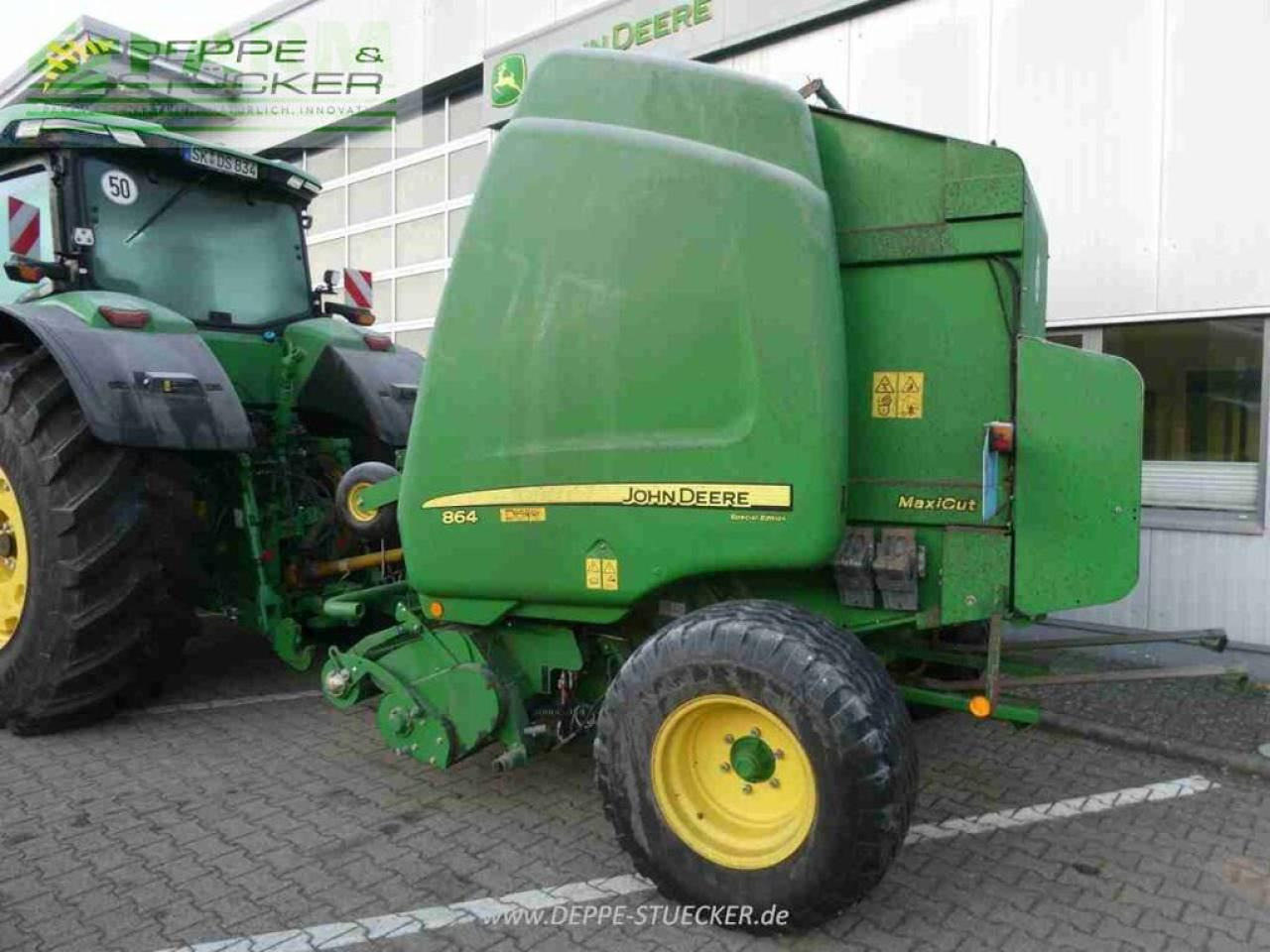John Deere 864 maxi cut - Empacadora de pacas cuadradas: foto 2 John Deere 864 maxi cut - Empacadora de pacas cuadradas: foto 2