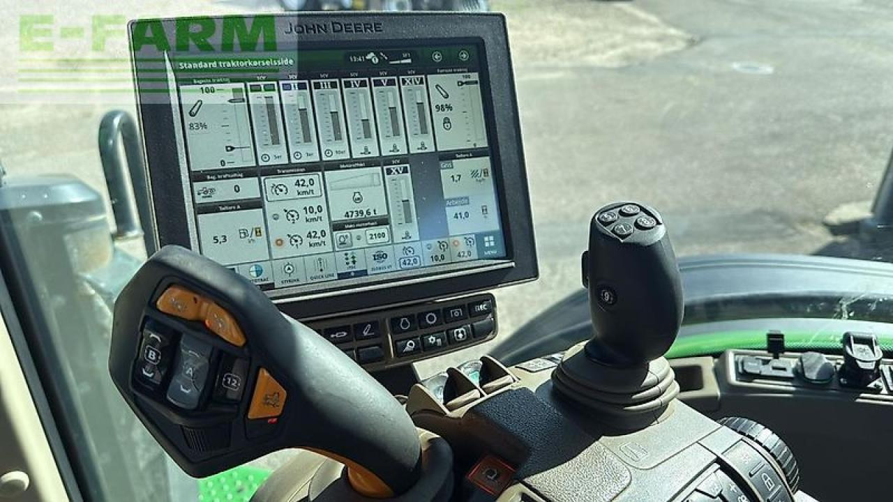 John Deere 8r 340 - Tractor: foto 4 John Deere 8r 340 - Tractor: foto 4