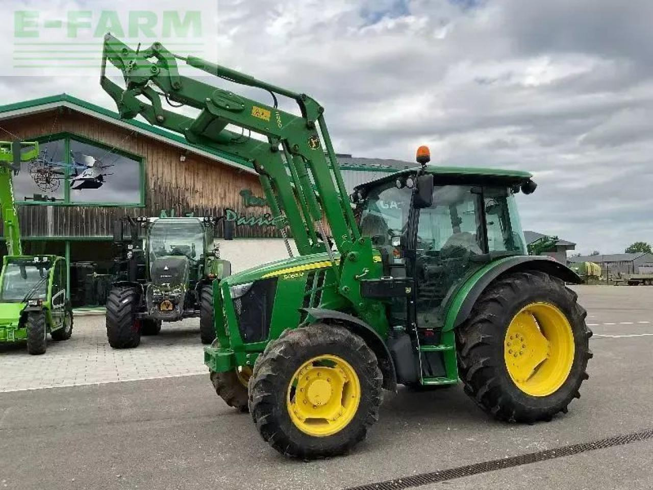 John Deere marque john deere - Tractor: foto 1 John Deere marque john deere - Tractor: foto 1