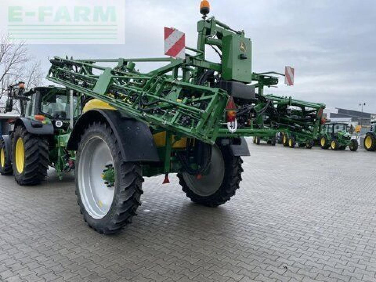 John Deere r 732i - Pulverizador arrastrado: foto 5 John Deere r 732i - Pulverizador arrastrado: foto 5