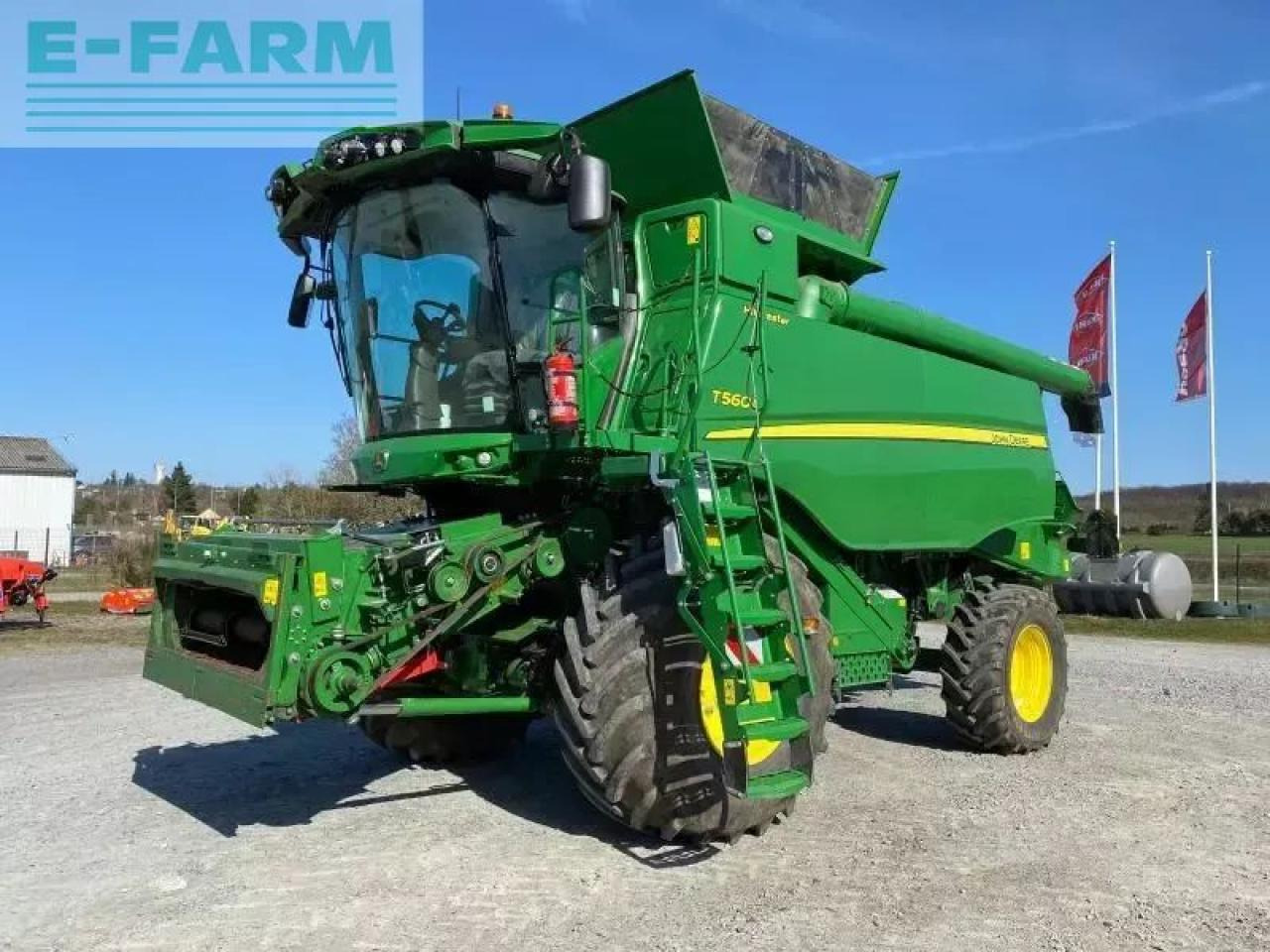 John Deere t560 hm - Cosechadora de granos: foto 1 John Deere t560 hm - Cosechadora de granos: foto 1