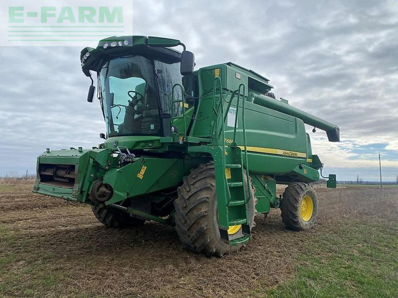 John Deere t660 - Cosechadora de granos: foto 1 John Deere t660 - Cosechadora de granos: foto 1