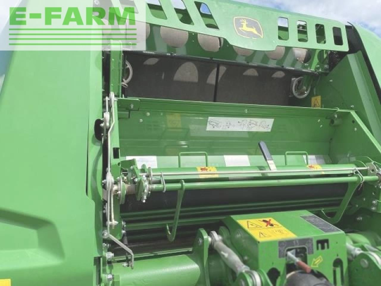 John Deere v451r - Empacadora de pacas cuadradas: foto 5 John Deere v451r - Empacadora de pacas cuadradas: foto 5