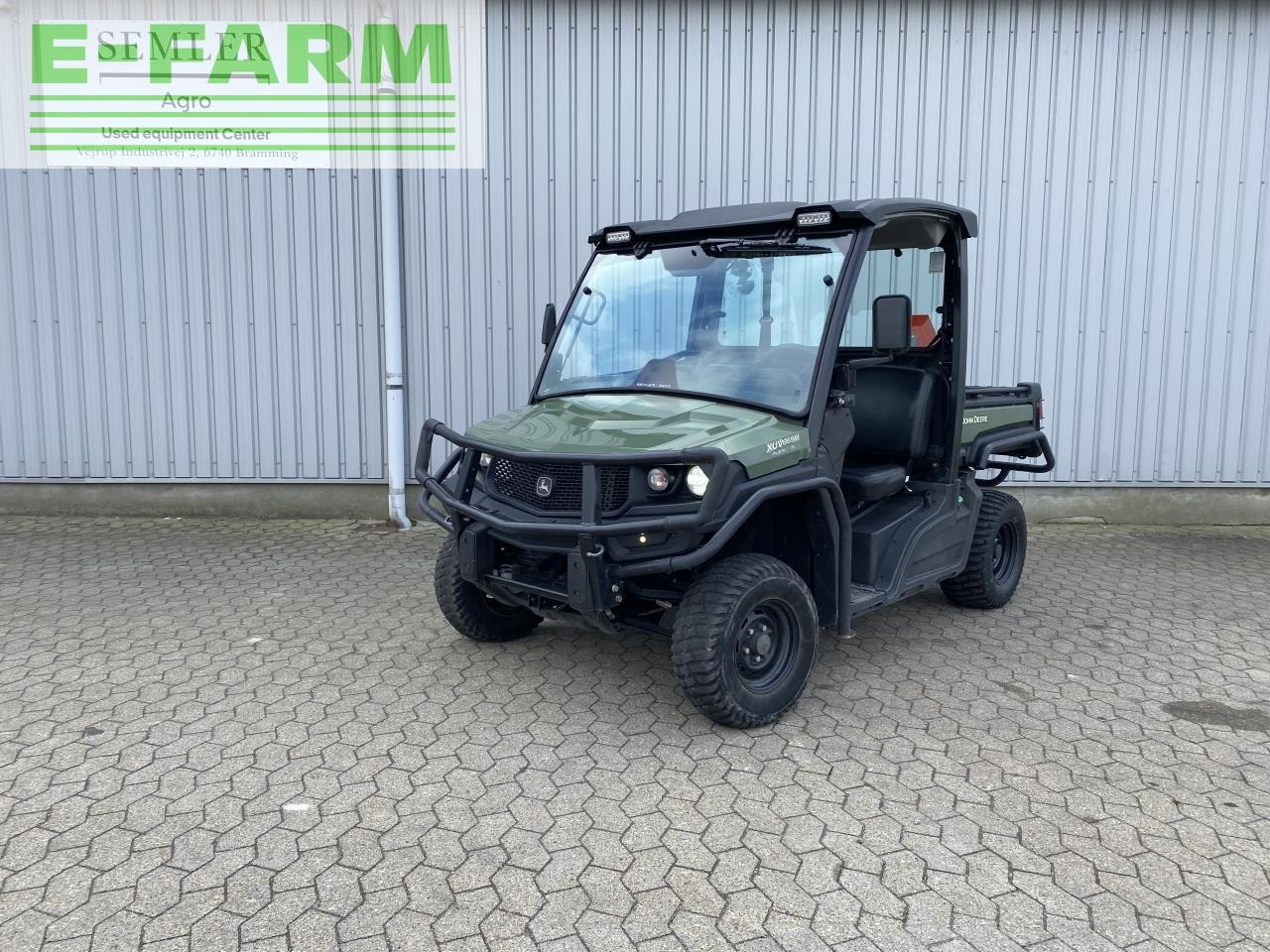 John Deere xuv865m - Tractor: foto 1 John Deere xuv865m - Tractor: foto 1