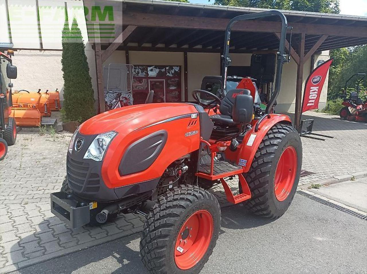 Kioti ck 3530 - Tractor: foto 2 Kioti ck 3530 - Tractor: foto 2