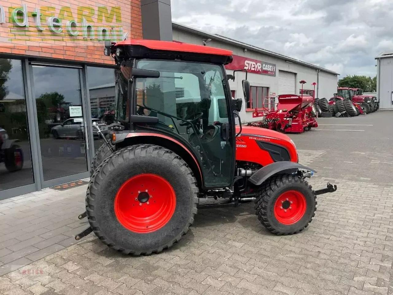 Kioti dk 6020 ch - Tractor: foto 5 Kioti dk 6020 ch - Tractor: foto 5