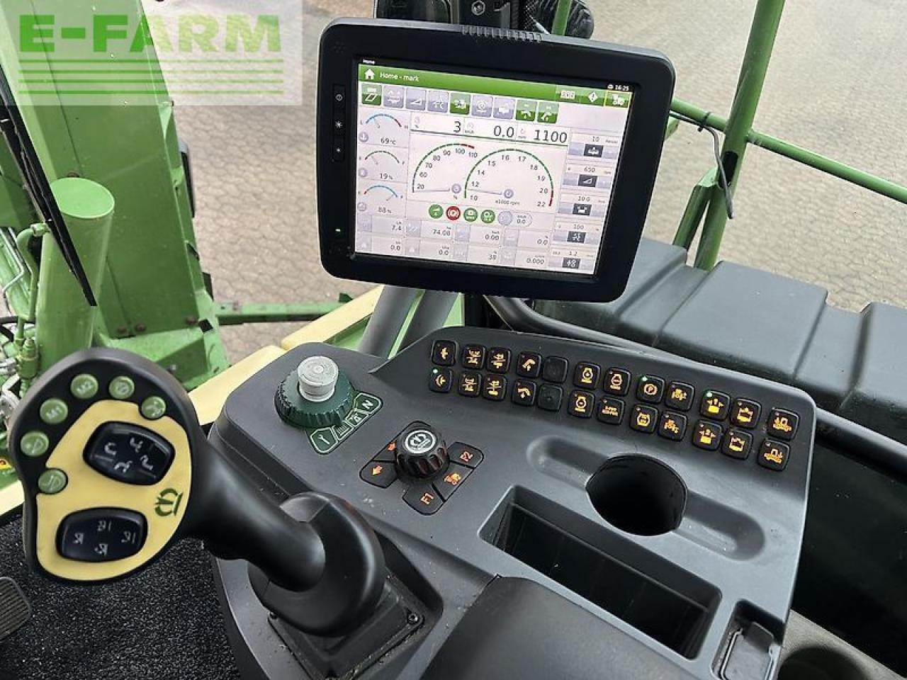 Krone big x630 - Cosechadora de forraje: foto 4 Krone big x630 - Cosechadora de forraje: foto 4