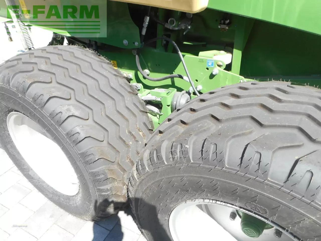 Empacadora de pacas cuadradas Krone comprima v 180 xc: foto 6 Empacadora de pacas cuadradas Krone comprima v 180 xc: foto 6