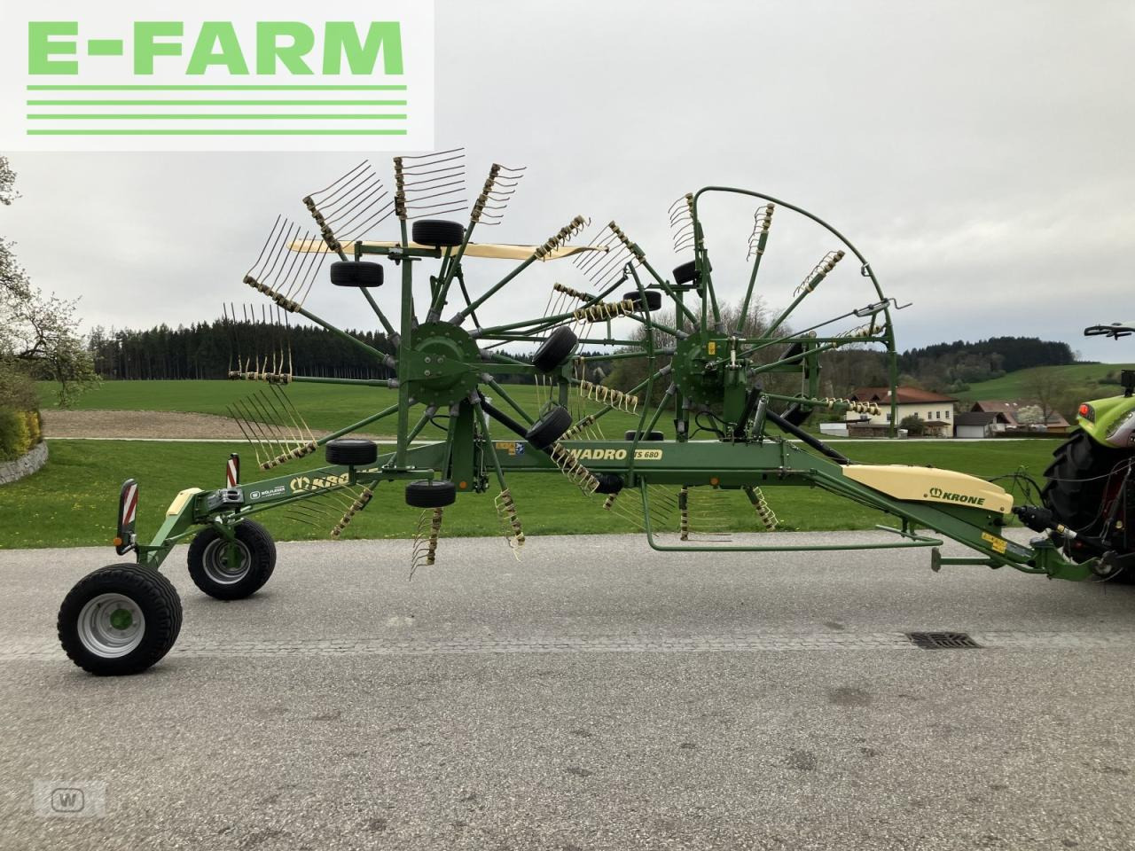 Krone swadro ts 680 - Henificadora: foto 2 Krone swadro ts 680 - Henificadora: foto 2