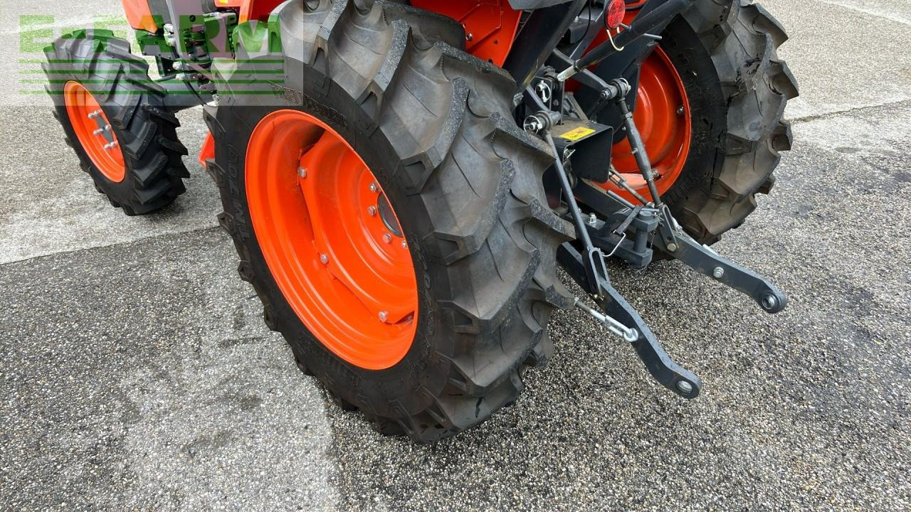 Tractor Kubota L1-382: foto 14