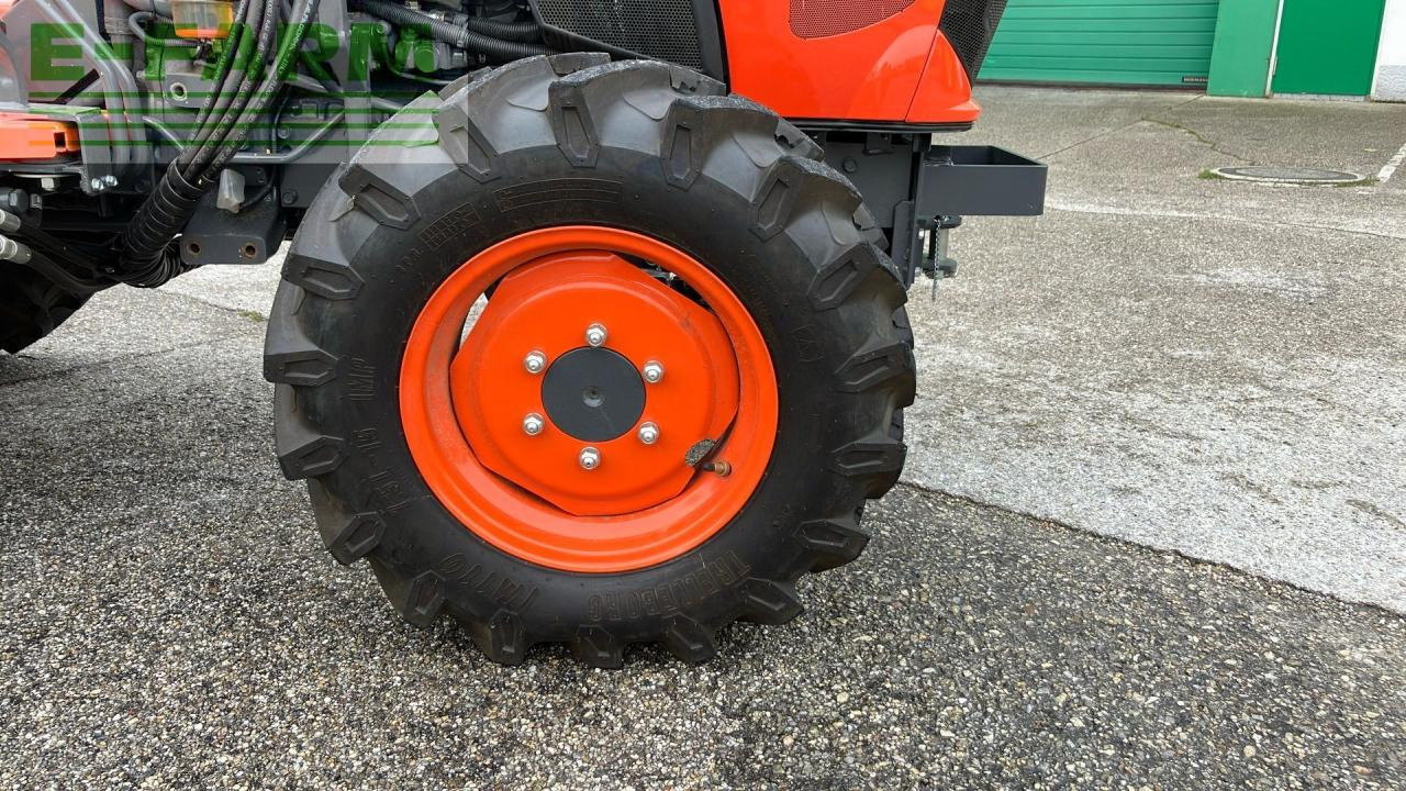 Tractor Kubota L1-382: foto 10