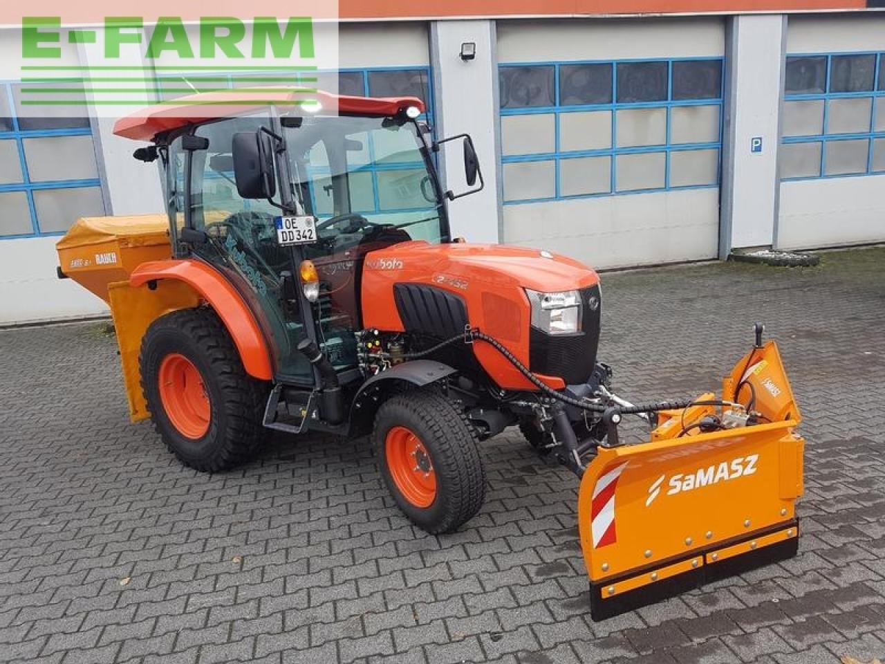 Kubota l2-452 winterdienstpaket - Tractor: foto 3 Kubota l2-452 winterdienstpaket - Tractor: foto 3