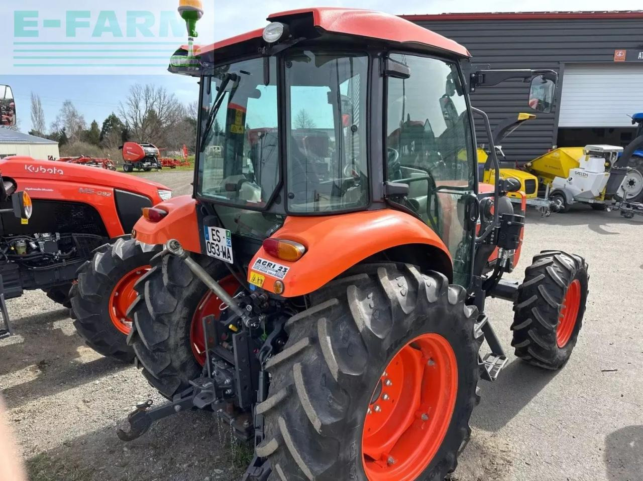 Kubota tracteur agricole m6060dthq kubota - Tractor: foto 2 Kubota tracteur agricole m6060dthq kubota - Tractor: foto 2