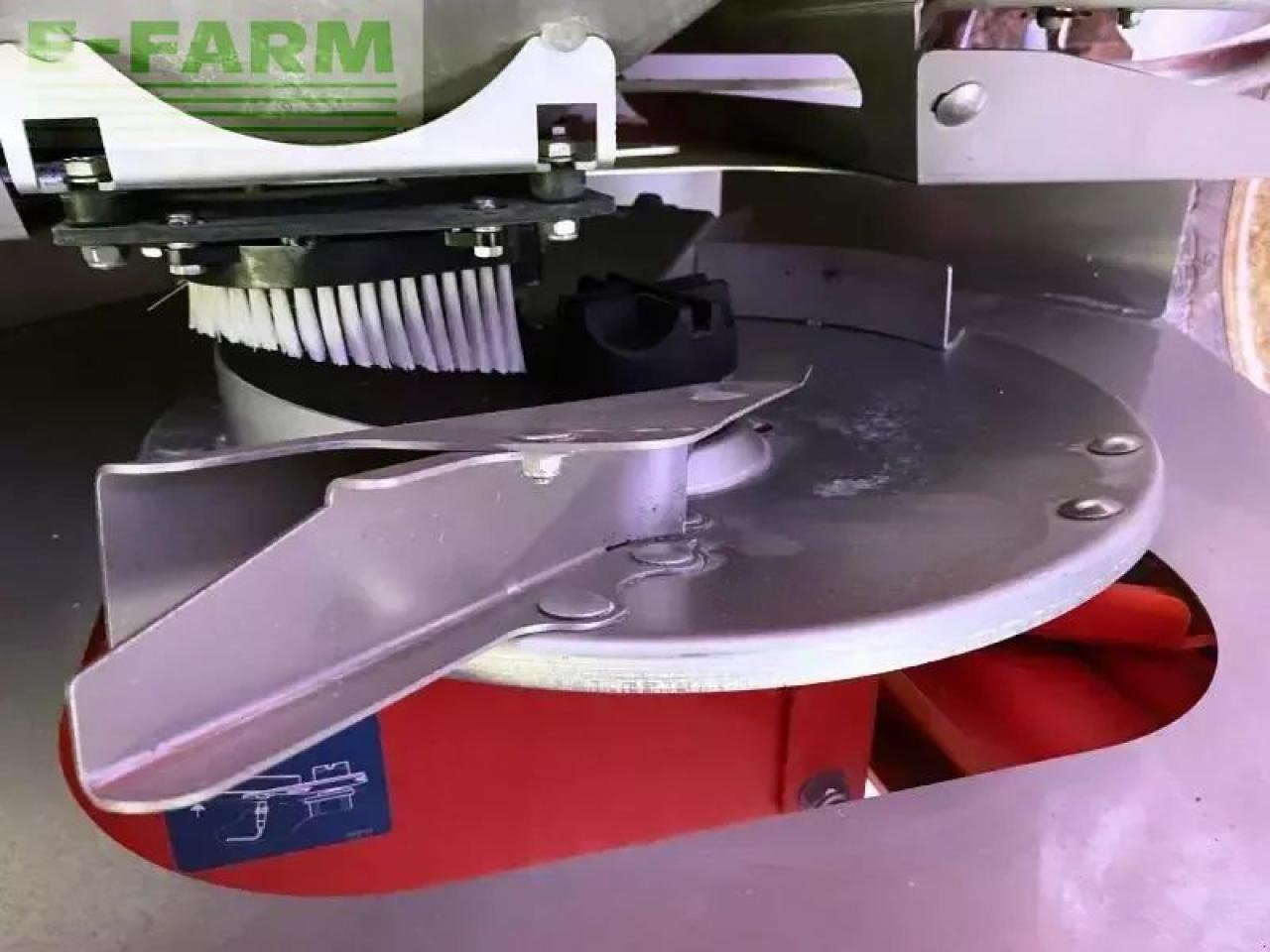 Kuhn axera 1102 h-emc - Esparcidor de fertilizantes: foto 5 Kuhn axera 1102 h-emc - Esparcidor de fertilizantes: foto 5