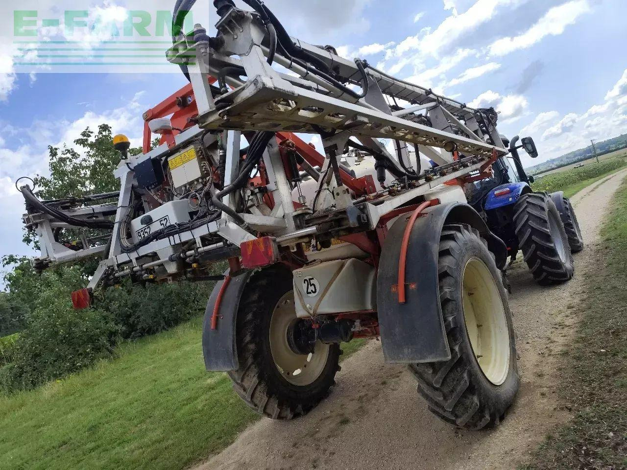 Kuhn metris 4100 - Pulverizador arrastrado: foto 3 Kuhn metris 4100 - Pulverizador arrastrado: foto 3