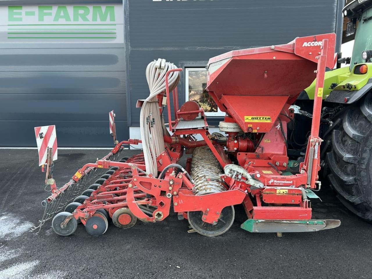 Kverneland ngh 301 mit i-drill pro - Combinado de siembra: foto 1 Kverneland ngh 301 mit i-drill pro - Combinado de siembra: foto 1
