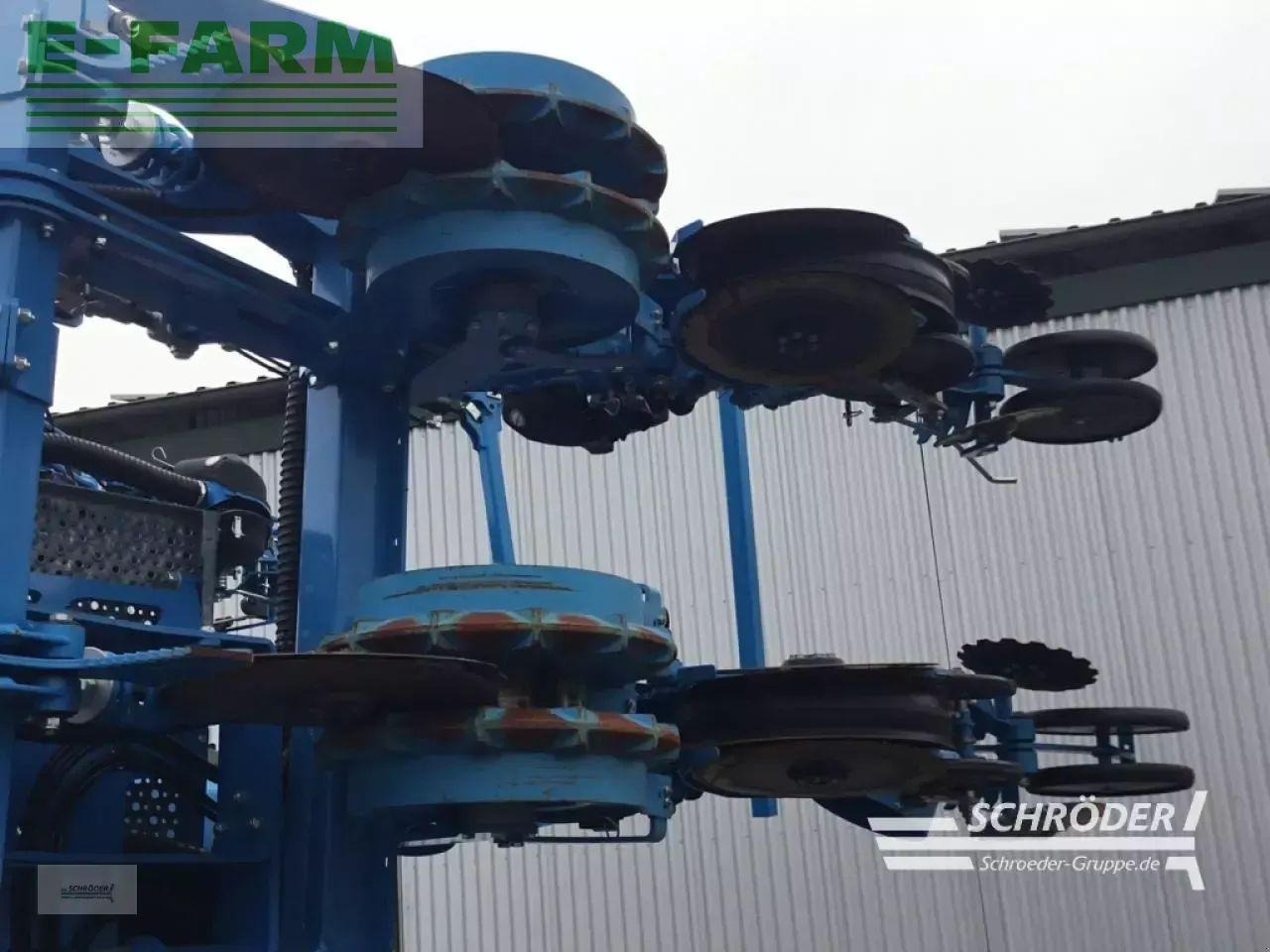 Lemken azurit 9 k 8 - Sembradora de precisión: foto 5 Lemken azurit 9 k 8 - Sembradora de precisión: foto 5