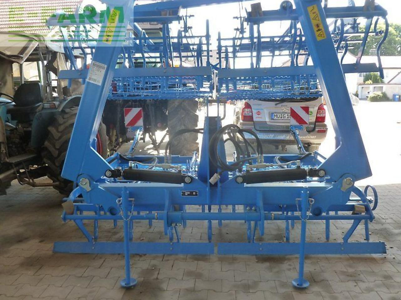 Lemken korund 8/600k gam - Combinado de siembra: foto 1 Lemken korund 8/600k gam - Combinado de siembra: foto 1