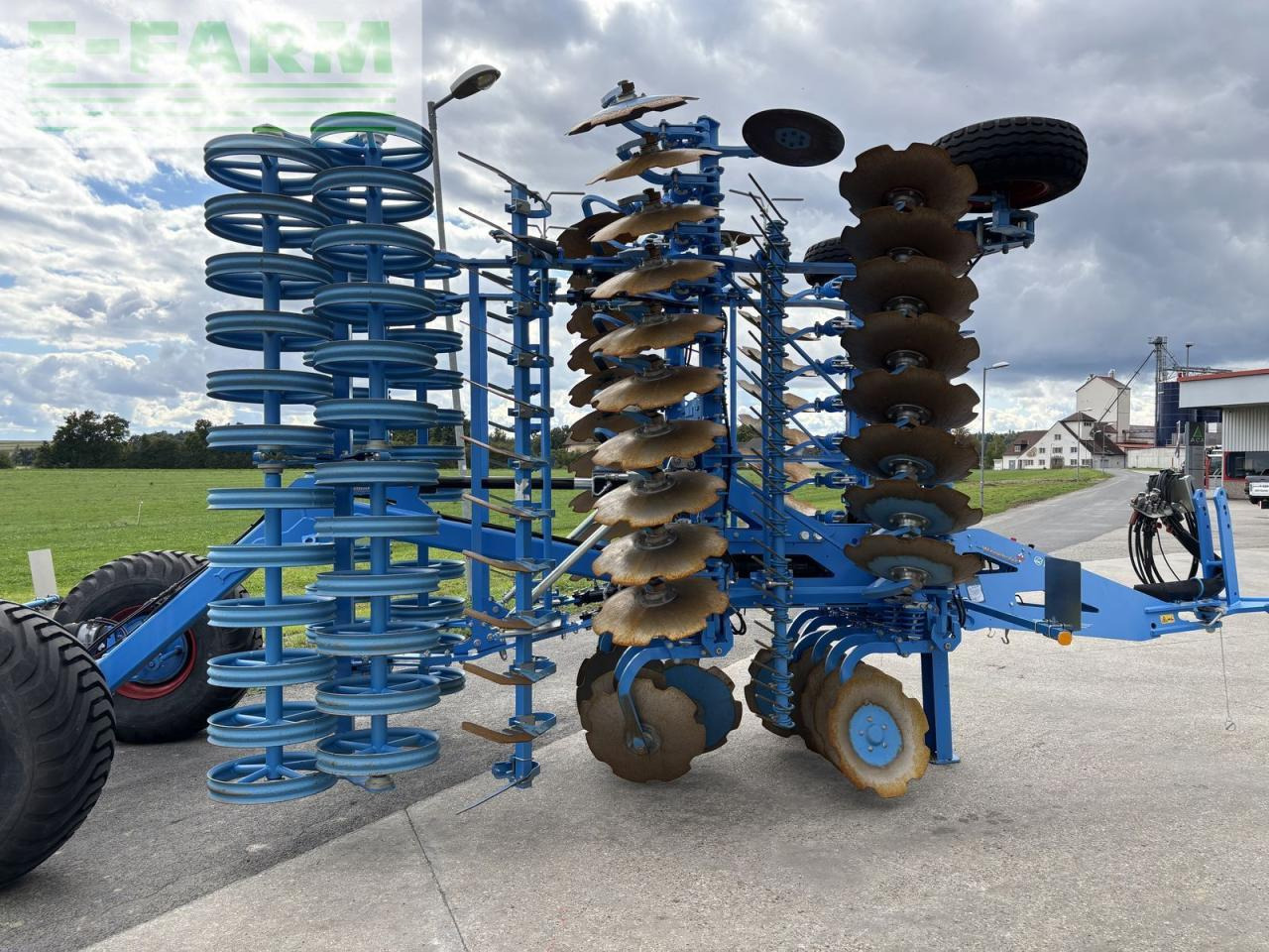 Lemken rubin 10/600 kua - Rastras: foto 4 Lemken rubin 10/600 kua - Rastras: foto 4