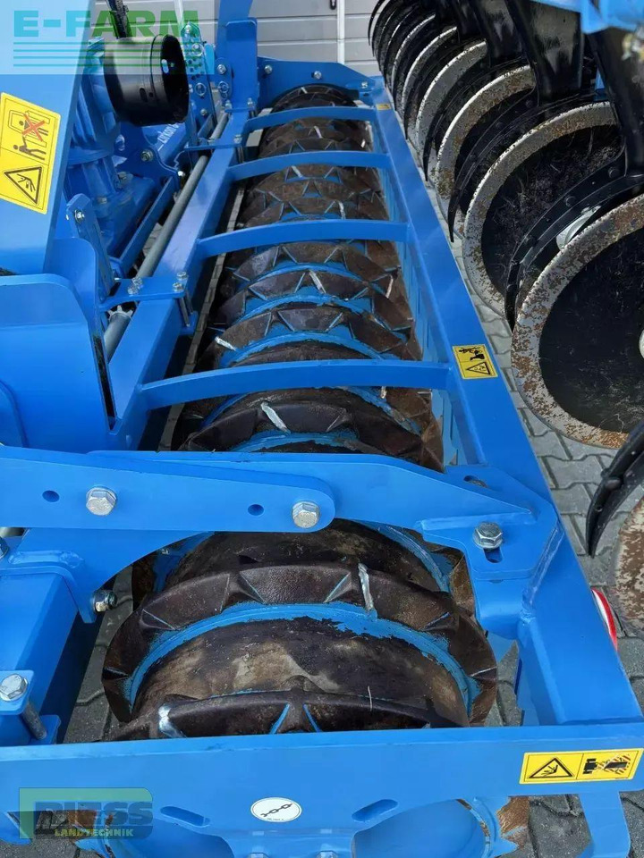 Lemken zirkon 8/300 + saphir 10 isobus - Equipo para trabajo del suelo: foto 5 Lemken zirkon 8/300 + saphir 10 isobus - Equipo para trabajo del suelo: foto 5