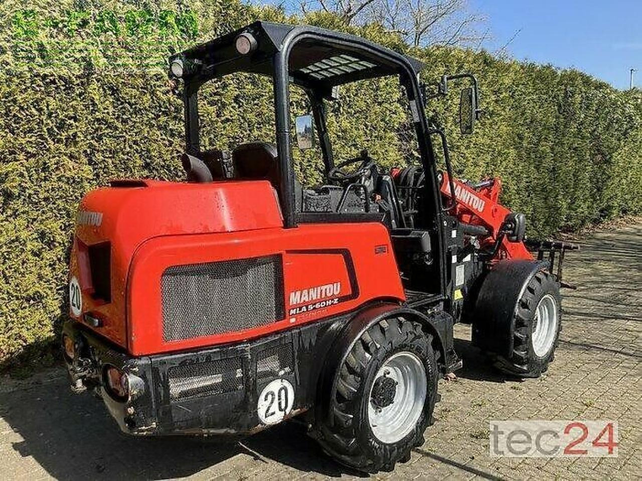 Manitou mla 5-60 hz - Miniexcavadora: foto 4 Manitou mla 5-60 hz - Miniexcavadora: foto 4