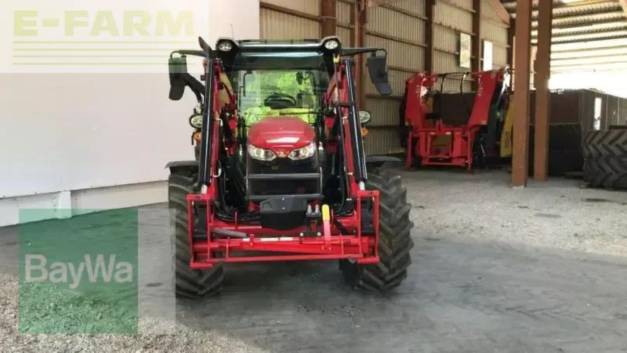 Massey Ferguson 4709 m dyna-2 essential - Tractor: foto 4 Massey Ferguson 4709 m dyna-2 essential - Tractor: foto 4