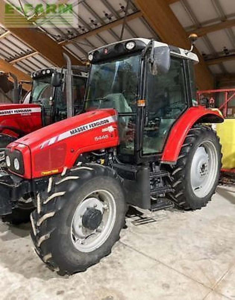 Massey Ferguson 5445 - Tractor: foto 2 Massey Ferguson 5445 - Tractor: foto 2