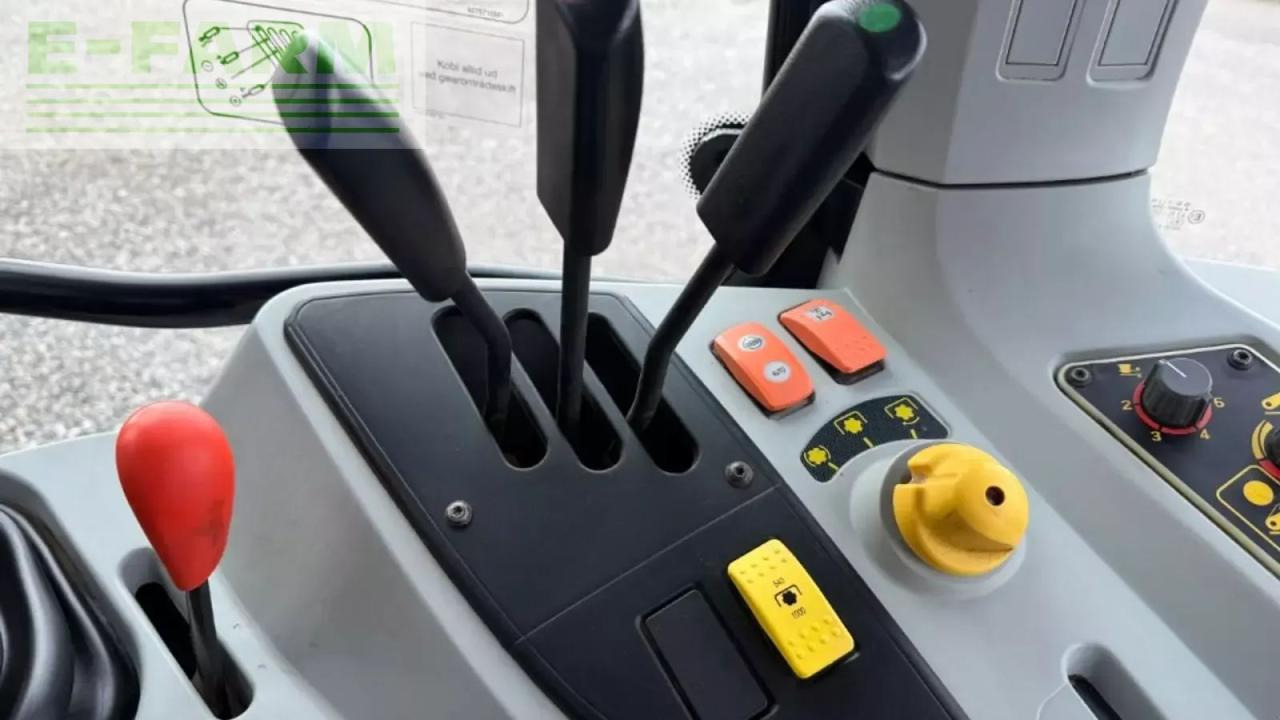 Tractor Massey Ferguson 5455 dyna 2: foto 17