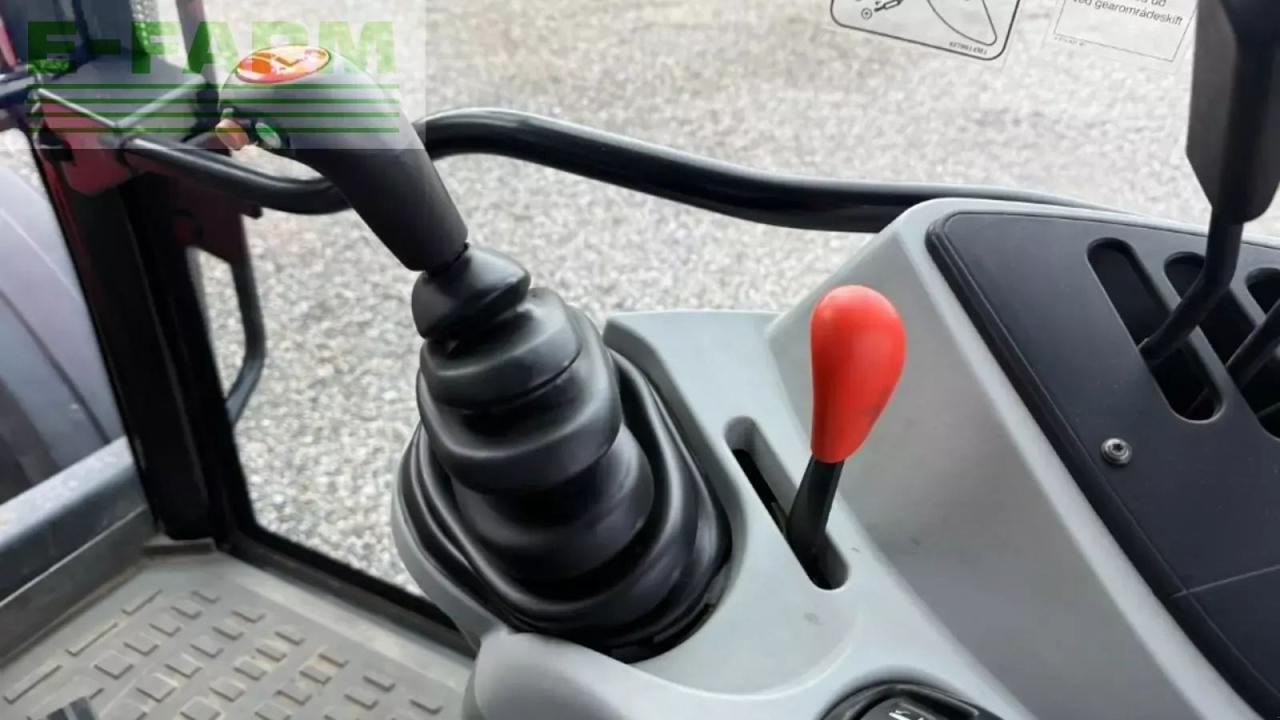 Tractor Massey Ferguson 5455 dyna 2: foto 16