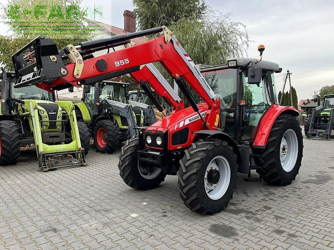 Massey Ferguson 5455 dyna-4 + massey ferguson 955 - Tractor: foto 1 Massey Ferguson 5455 dyna-4 + massey ferguson 955 - Tractor: foto 1