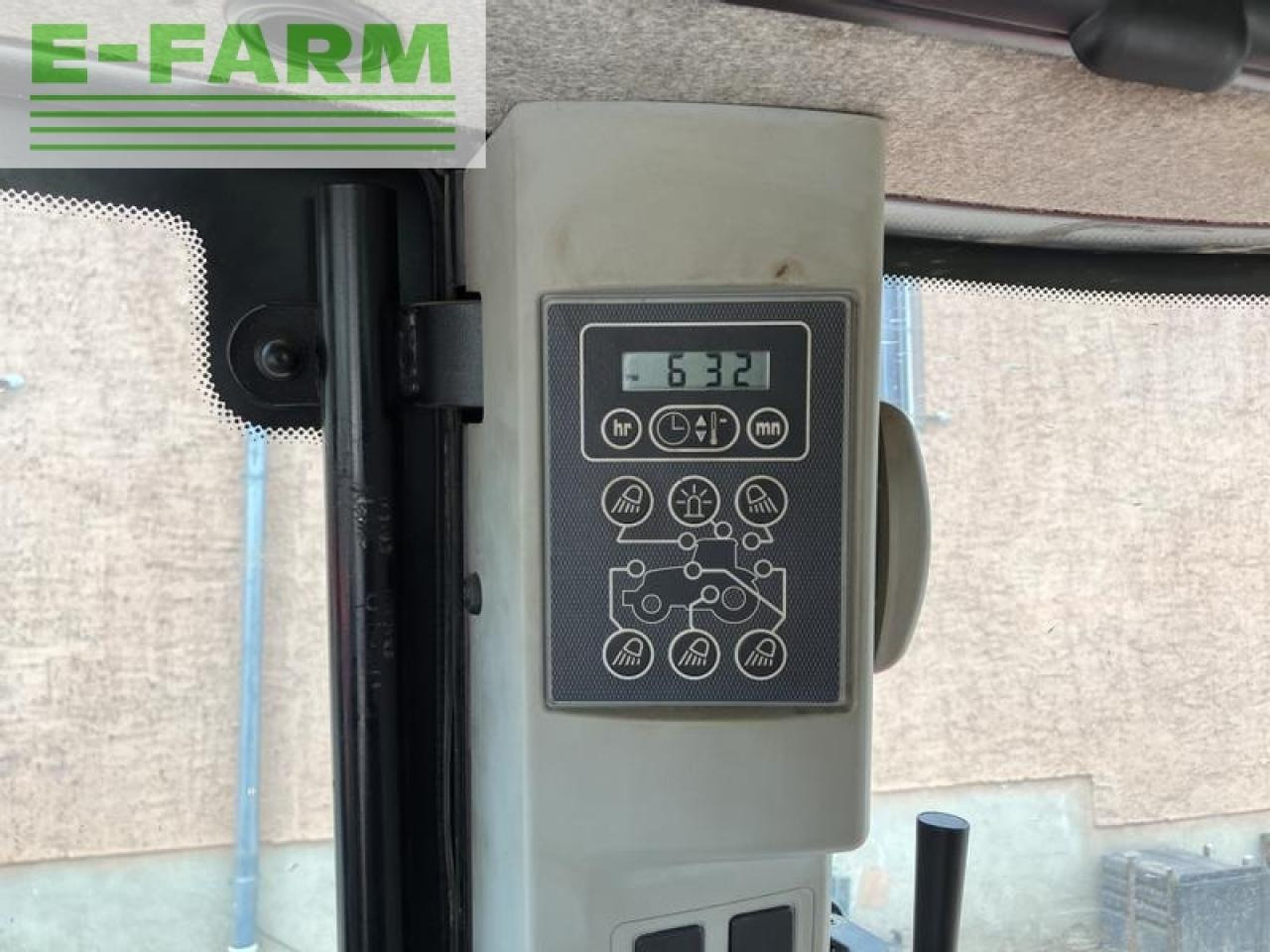 Tractor Massey Ferguson 7495 dyna vt: foto 36 Tractor Massey Ferguson 7495 dyna vt: foto 36