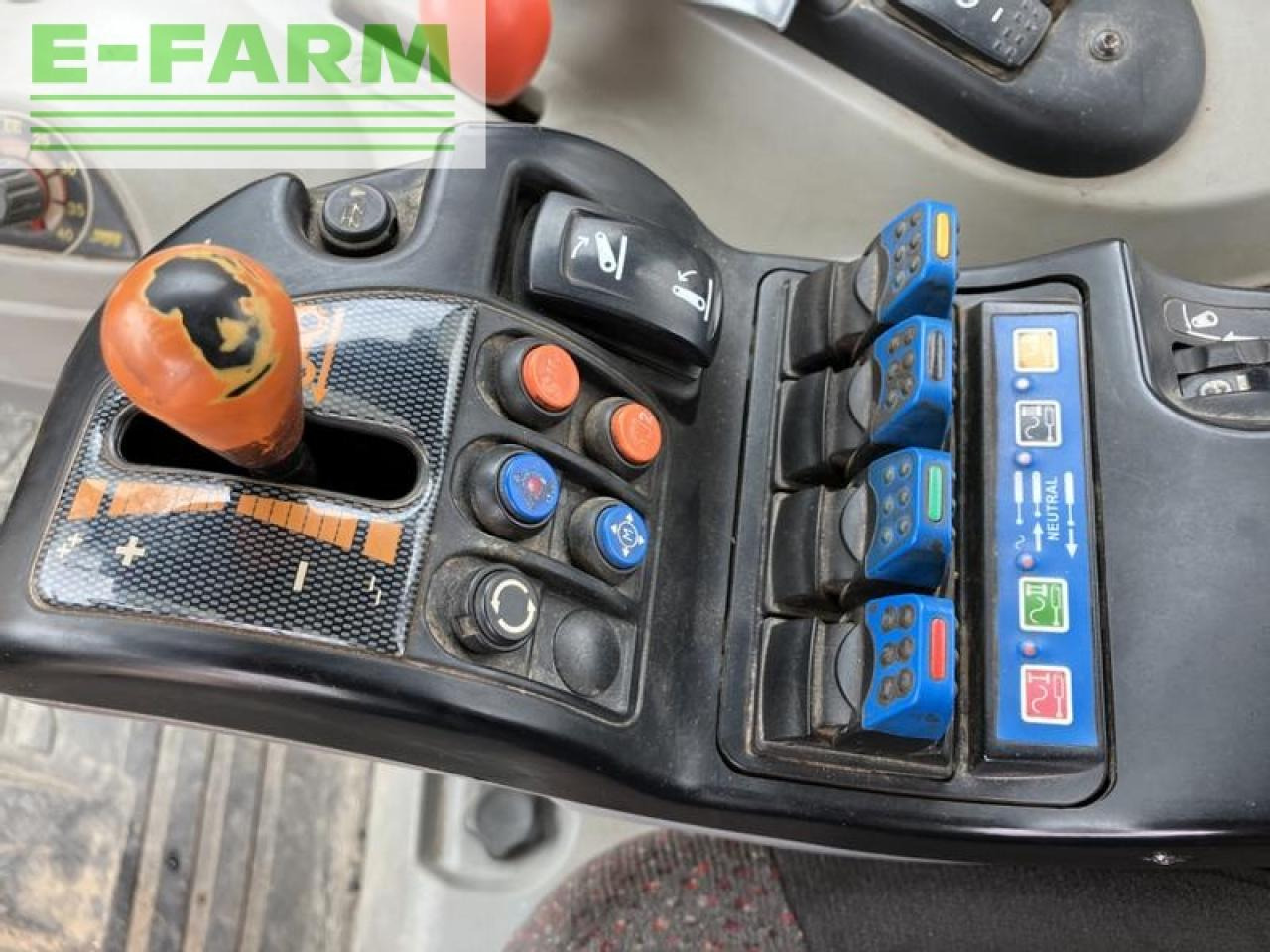 Tractor Massey Ferguson 7495 dyna vt: foto 35 Tractor Massey Ferguson 7495 dyna vt: foto 35