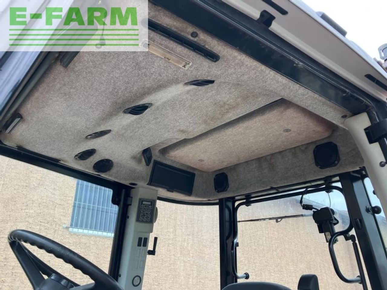 Tractor Massey Ferguson 7495 dyna vt: foto 28 Tractor Massey Ferguson 7495 dyna vt: foto 28