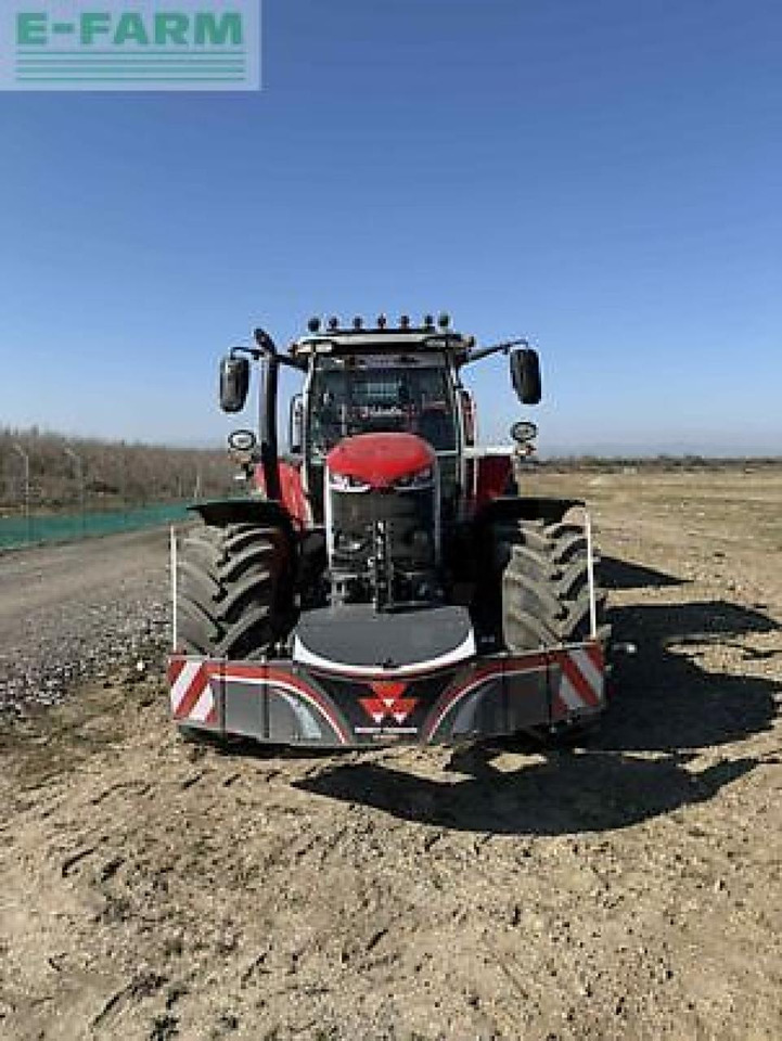 Massey Ferguson 7s210 - Tractor: foto 2 Massey Ferguson 7s210 - Tractor: foto 2