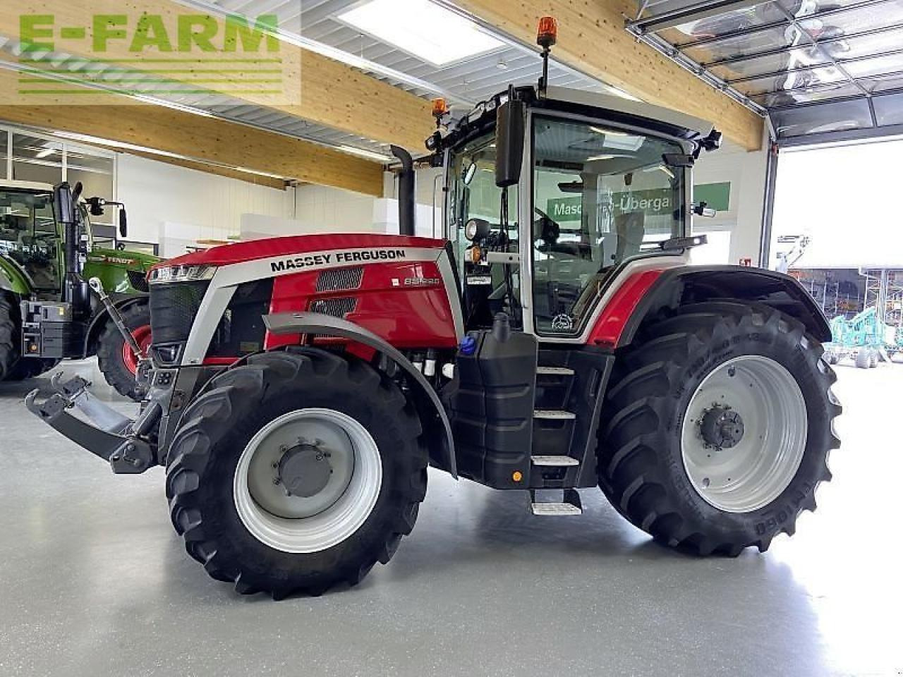 Massey Ferguson 8s.225 dyna e-power - Tractor: foto 3 Massey Ferguson 8s.225 dyna e-power - Tractor: foto 3