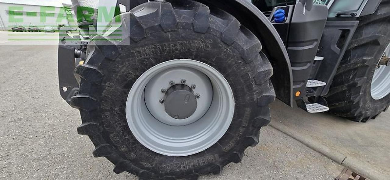 Tractor Massey Ferguson 8s.265: foto 10
