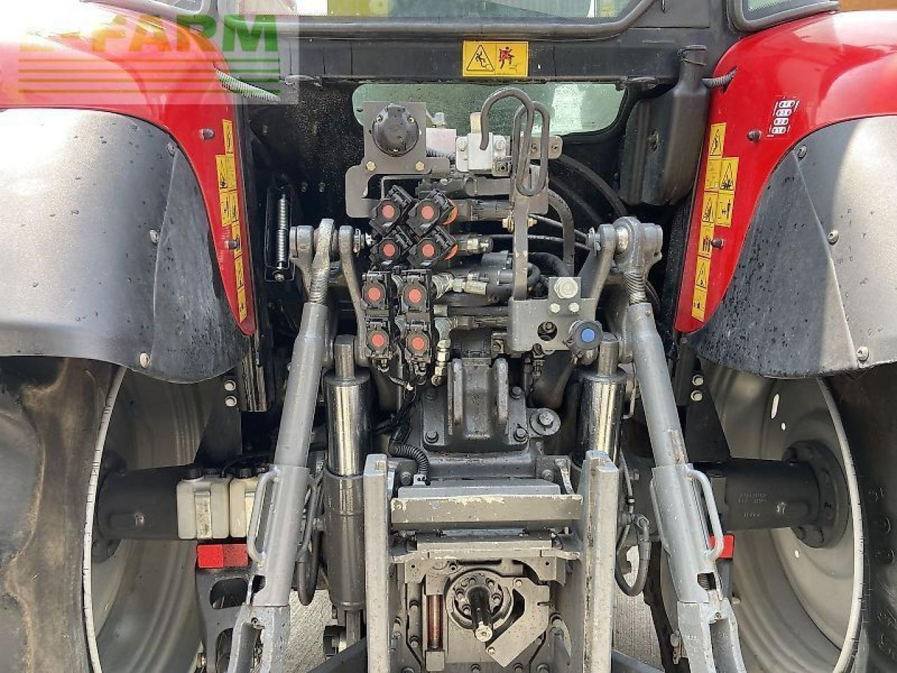 Massey Ferguson mf 5610 dyna-4 essential Essential - Tractor: foto 5 Massey Ferguson mf 5610 dyna-4 essential Essential - Tractor: foto 5