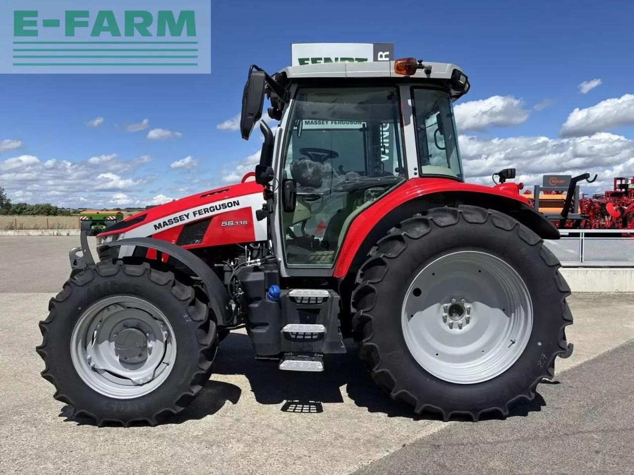 Massey Ferguson mf 5s.115 dyna-6 efficient Efficient - Tractor: foto 4 Massey Ferguson mf 5s.115 dyna-6 efficient Efficient - Tractor: foto 4